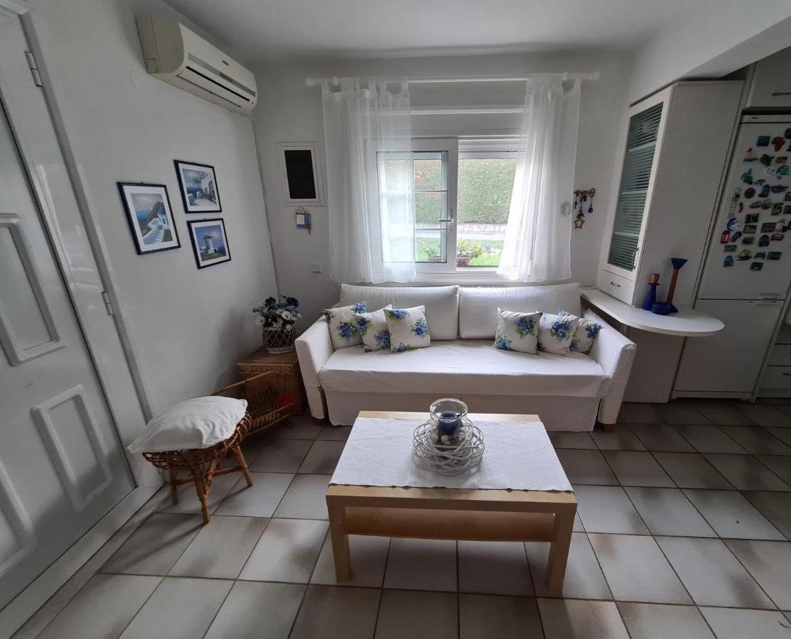Vila Wonderful House With Private Garden Flogita Exteriér fotografie
