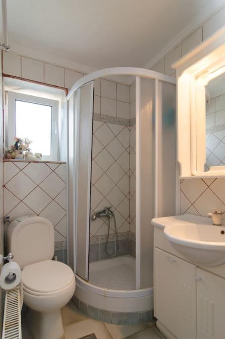 Vila Wonderful House With Private Garden Flogita Exteriér fotografie